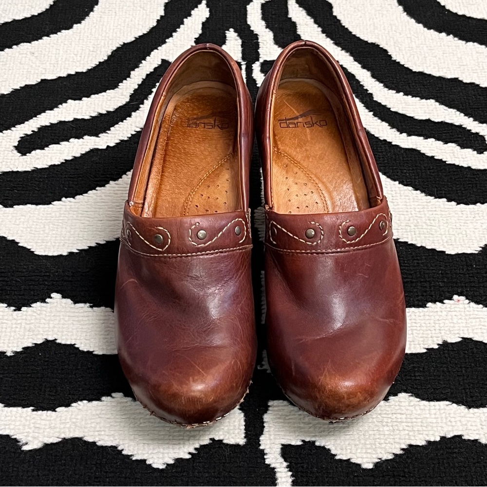 Dansko Riki Studded Clog Size 40 - image 2